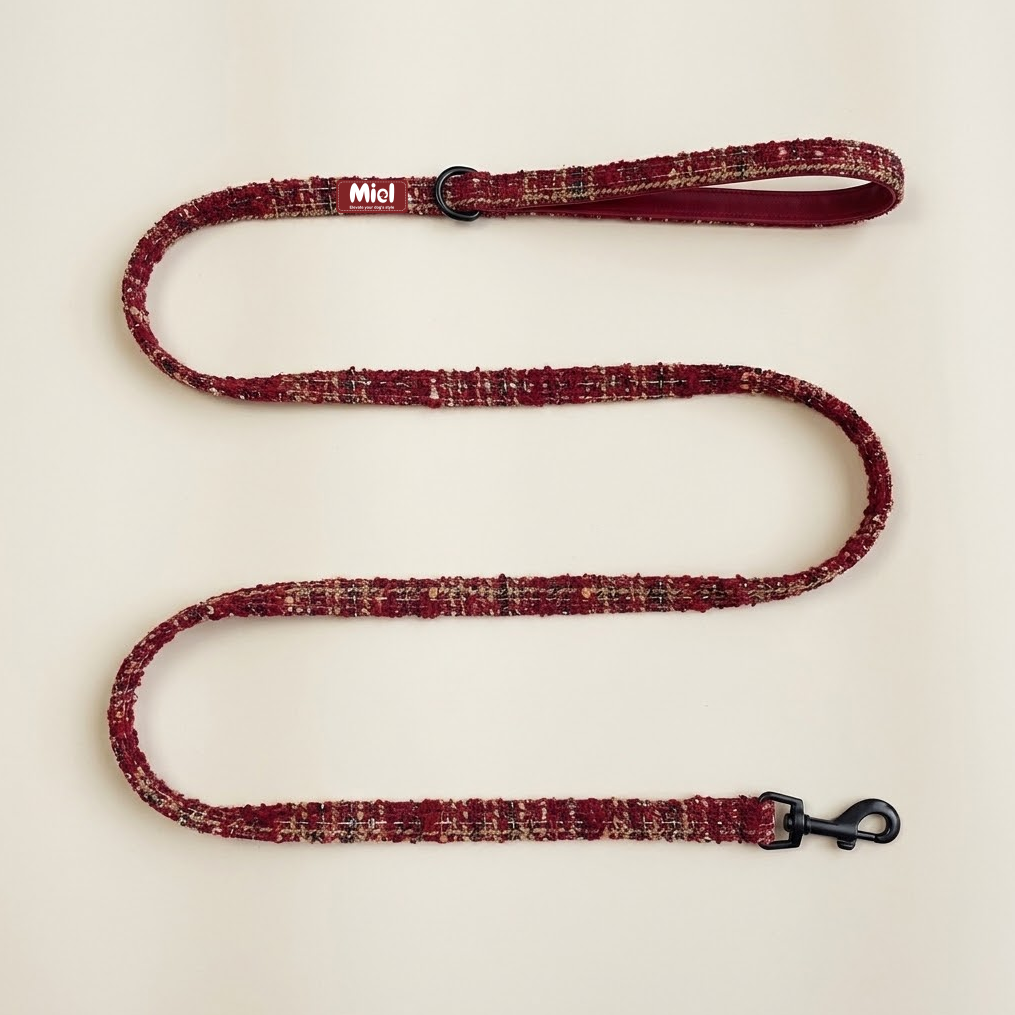 Tweed Leash Burgundy